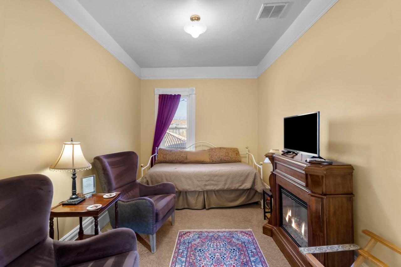 נאפה Hennessey House Bed And Breakfast מראה חיצוני תמונה