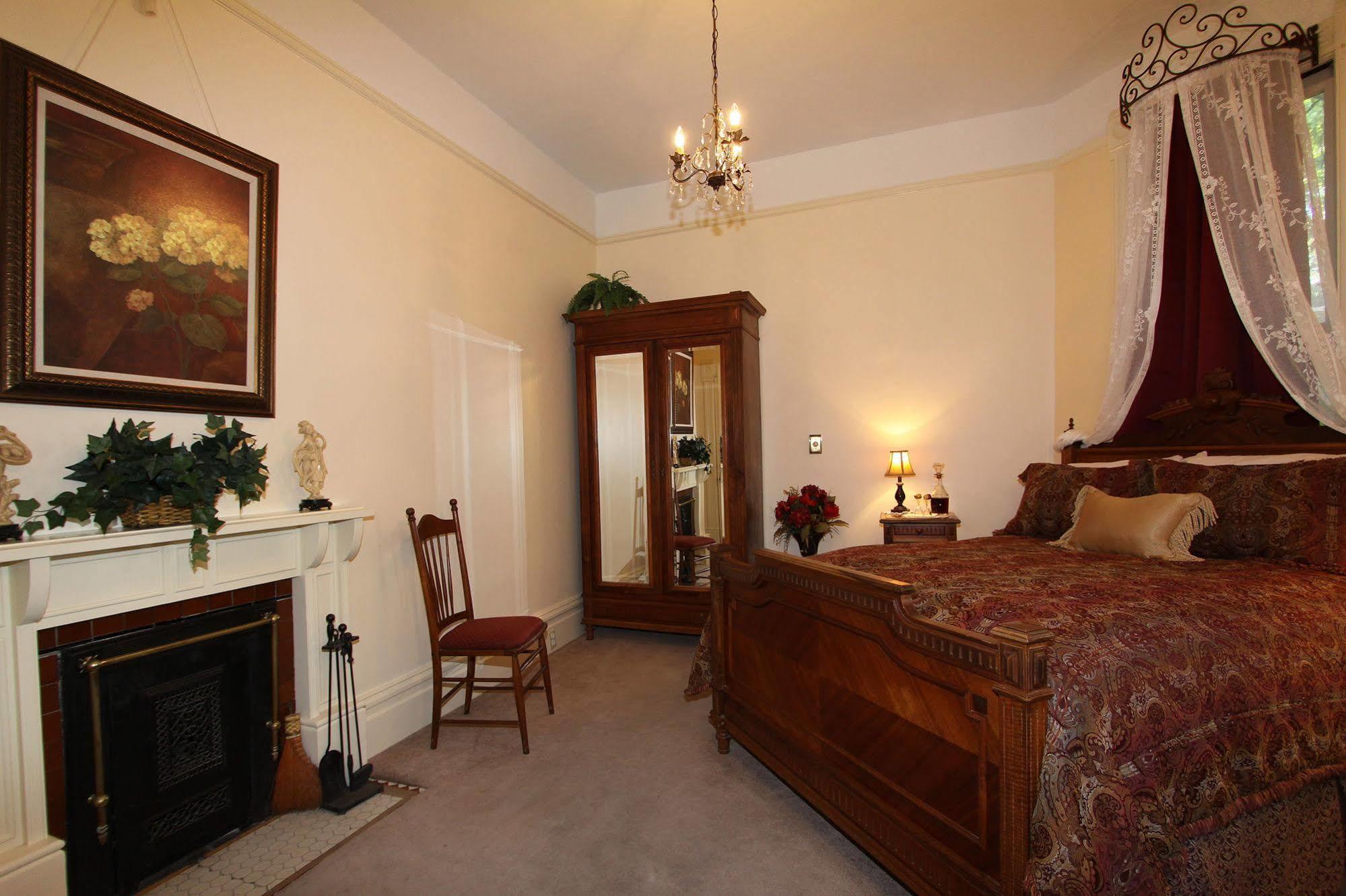 נאפה Hennessey House Bed And Breakfast מראה חיצוני תמונה